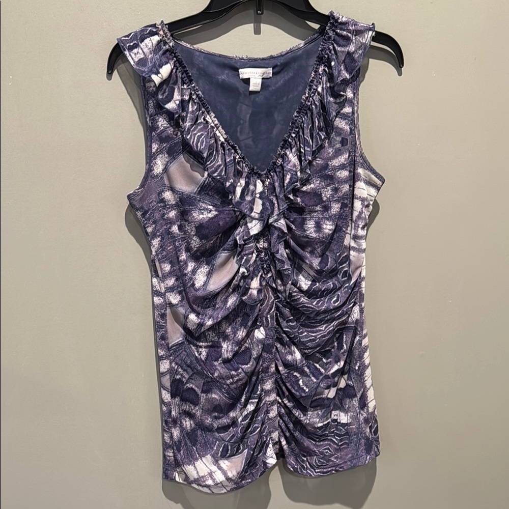 🌸Women Purple White Top🌸